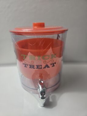 Trick or Treat Orange Party Drink Dispenser with Spigot 1.5 Gallon